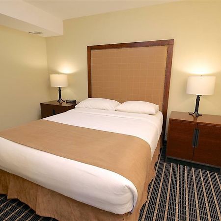 Medicine Hat Inn & Suites Luaran gambar