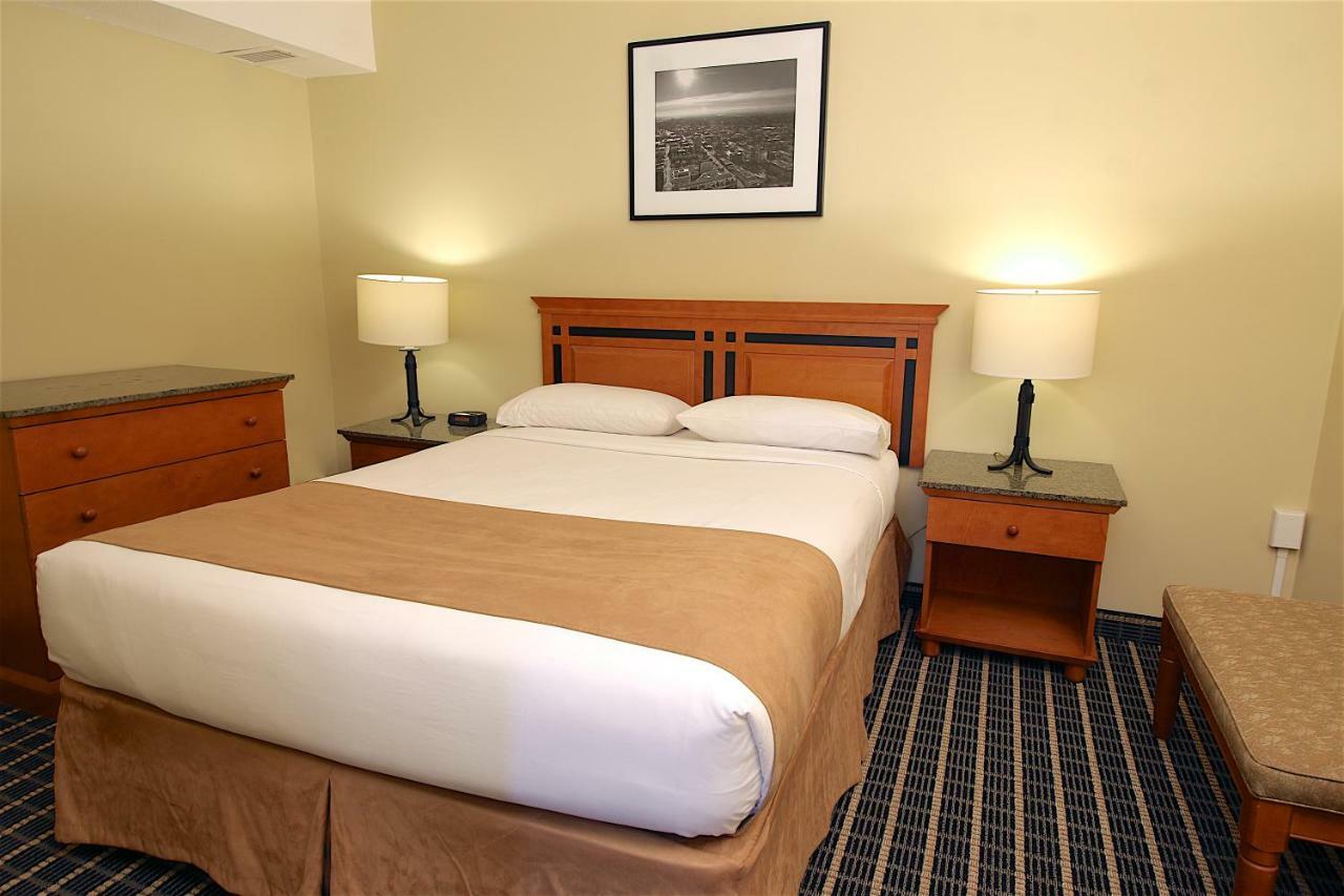 Medicine Hat Inn & Suites Luaran gambar