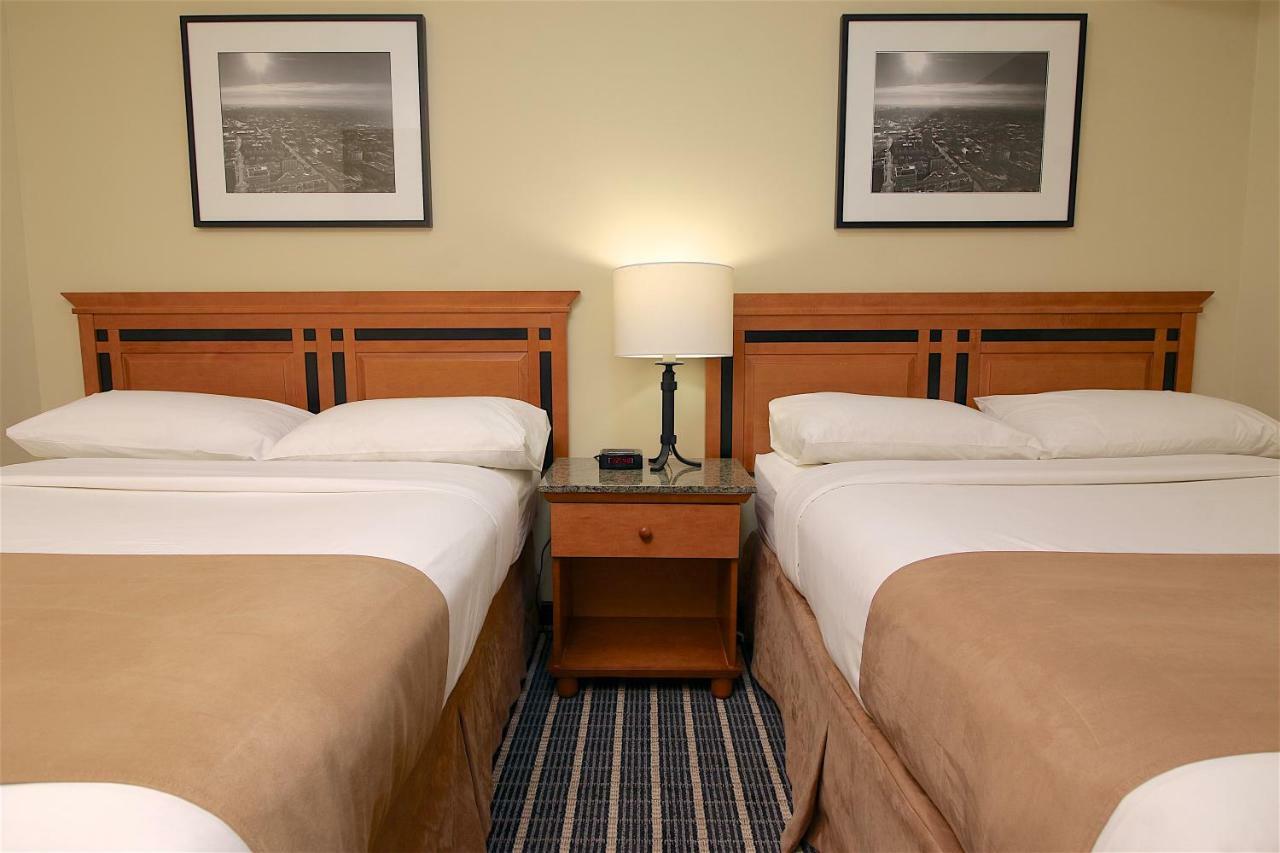 Medicine Hat Inn & Suites Luaran gambar