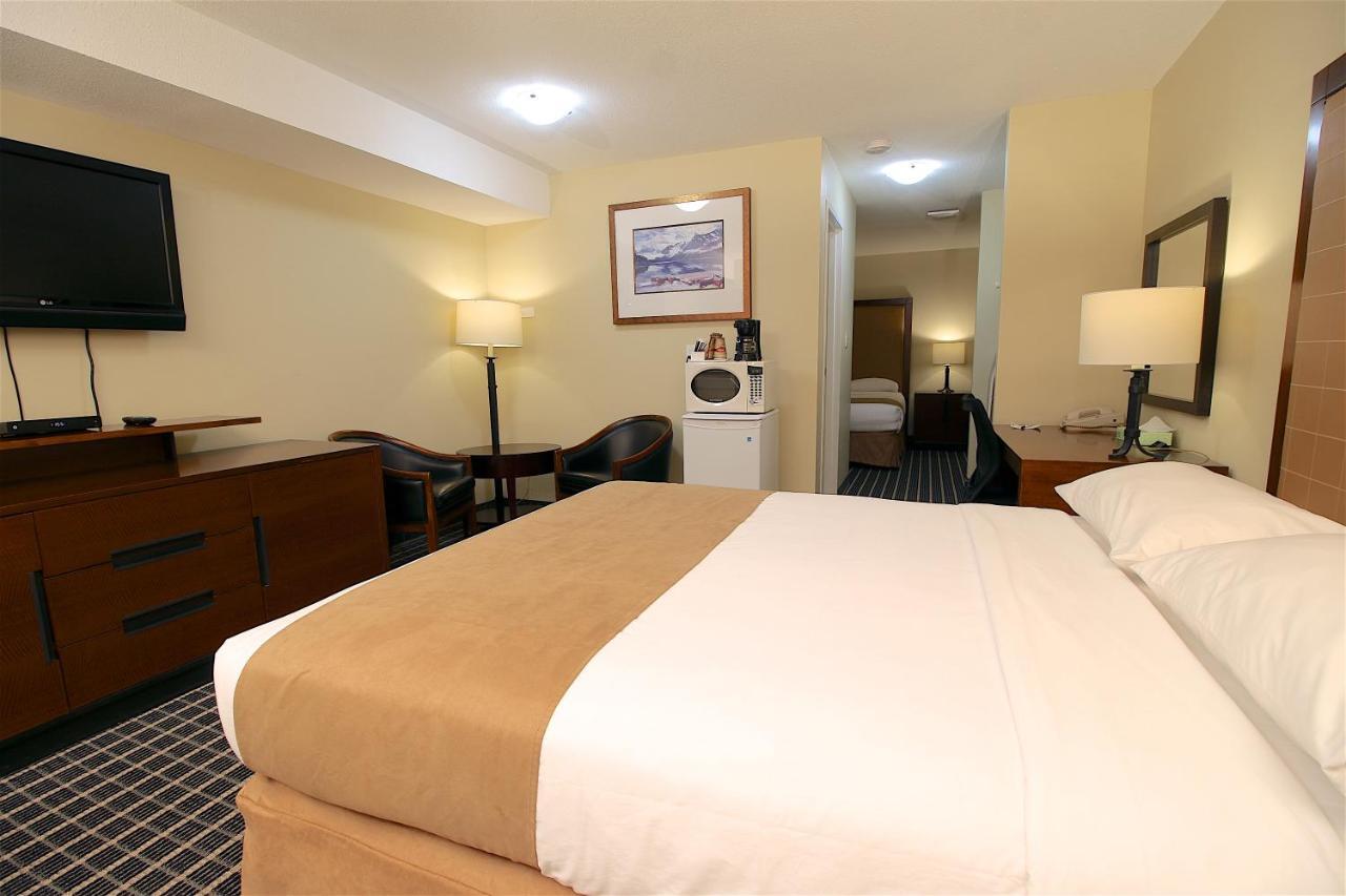 Medicine Hat Inn & Suites Luaran gambar